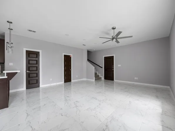 1305 E Daffodil Ave #D, McAllen, TX 78501