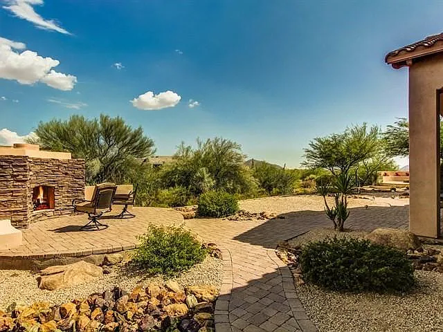 36651 N Porta Nuova Rd — Photo 28