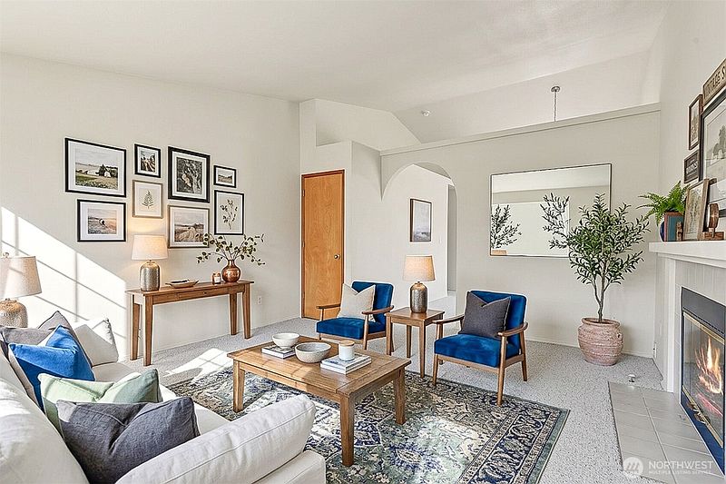 4th image of 16955 Allison Street SE