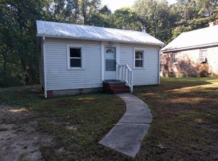 2121 Osborne Rd, Chester, VA 23831