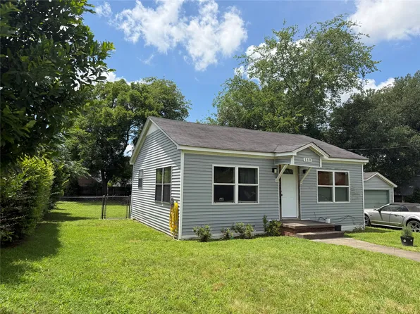 110 Yorke St, Mount Pleasant, TX 75455