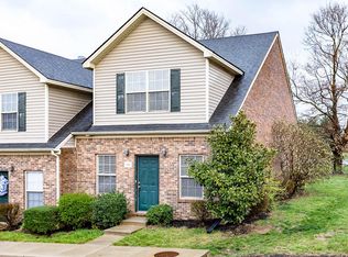 1102 Oatlands Park, Lexington, KY 40509