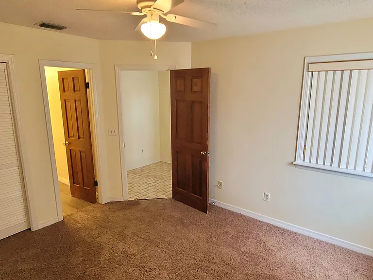 8730 Thomas Dr #101 — Photo 19