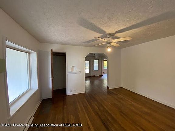 4th image of 1407 Water St