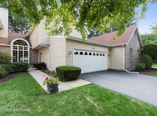 926 Gosselin Cir, Batavia, IL 60510