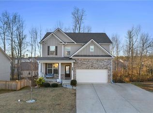 201 McGinnis Cir, Calhoun, GA 30701