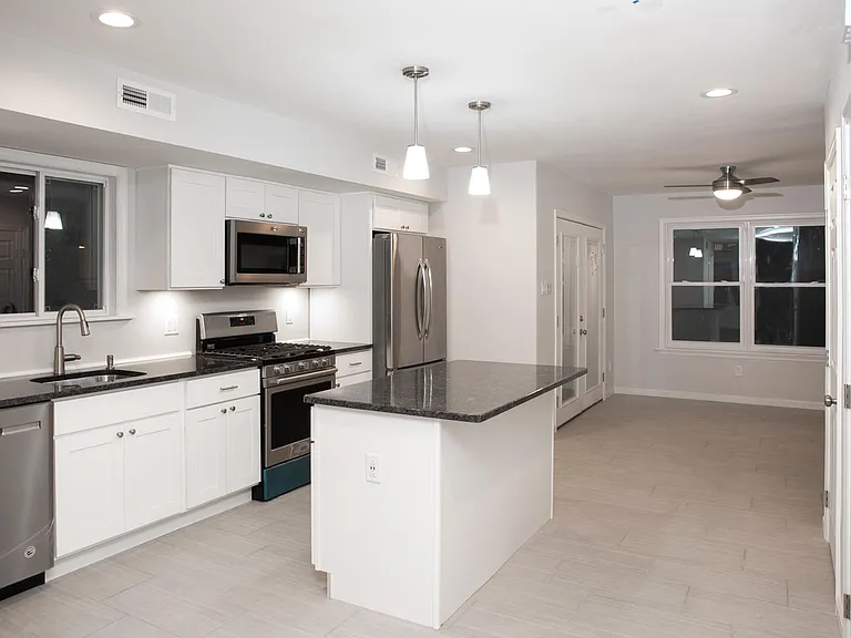 1328 N Hancock St — Photo 3