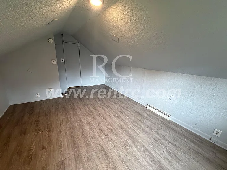 303 E 12th St #W — Photo 17