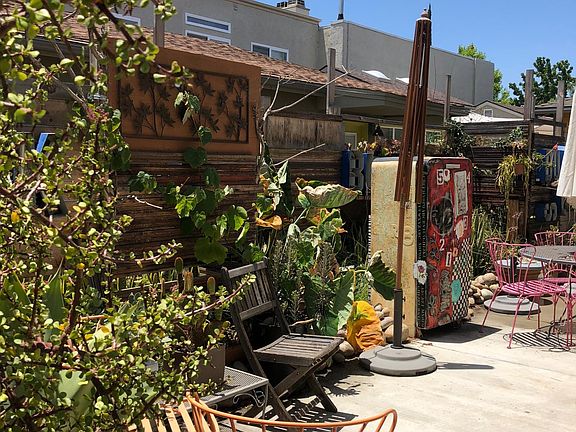 3rd image of 4489 Park Blvd