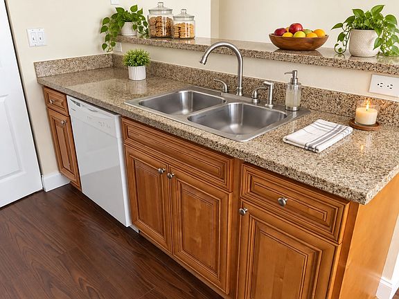 5th image of 7298 Ulmerton Rd APT 207