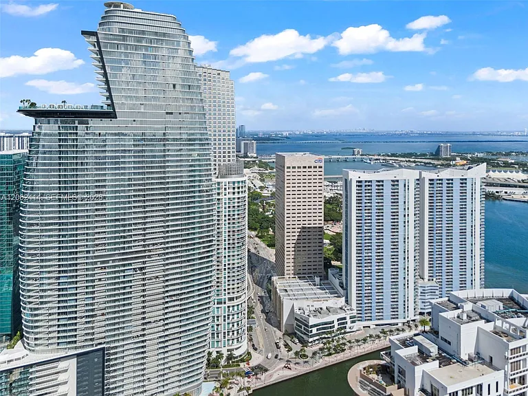300 Biscayne Boulevard Way #1708 — Photo 32