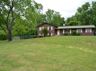 8213 Hunterhill Dr, Knoxville, TN 37923