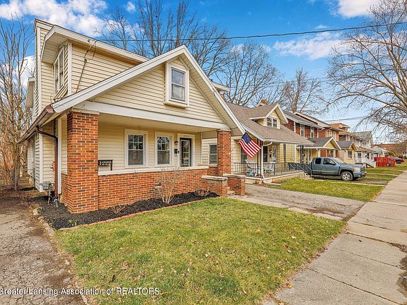 4th image of 1222 W Barnes Ave