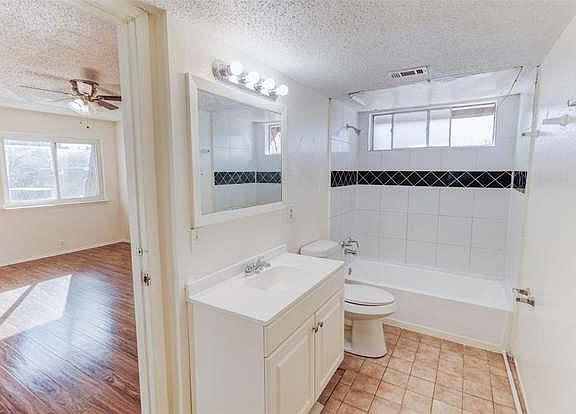 4th image of 4408 Westminster Dr