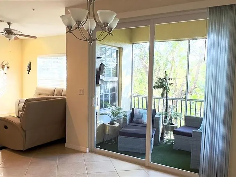 23611 Alamanda Dr #202 — Photo 2