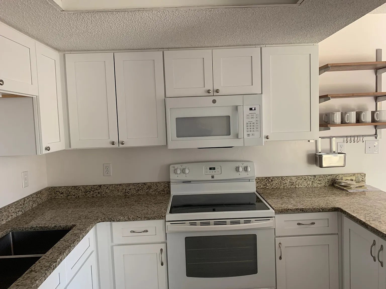 806 Blvd de L'Orleans - 806 — Photo 4
