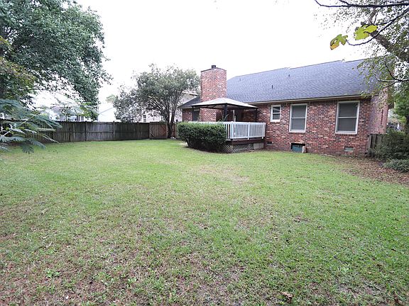 5th image of 111 W Park Ln