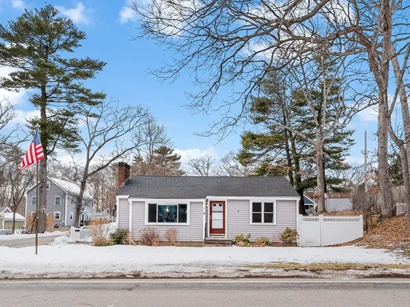 86 Highland St, South Hamilton, MA 01982