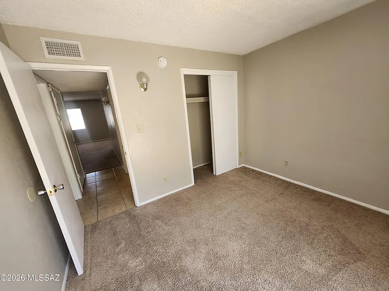 810 S Kolb Rd #3 — Photo 11