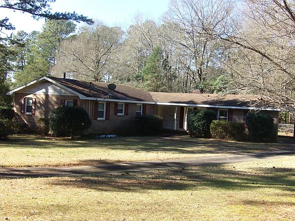 3rd image of 134 Westminster Dr