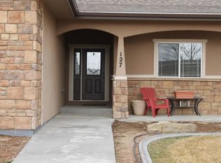 127 S Mountain View Dr, Eaton, CO 80615