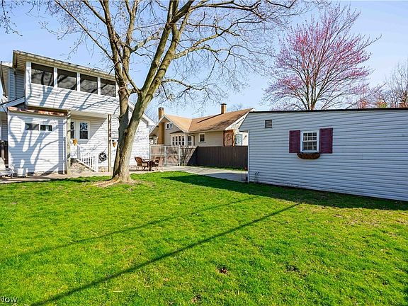 5th image of 2144 Morrison Ave