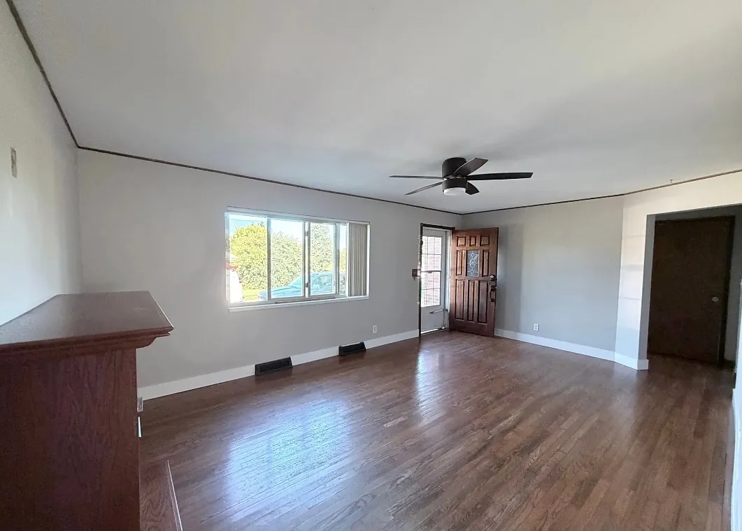 3 bed, 1269 sqft, $1,500 — Photo 1