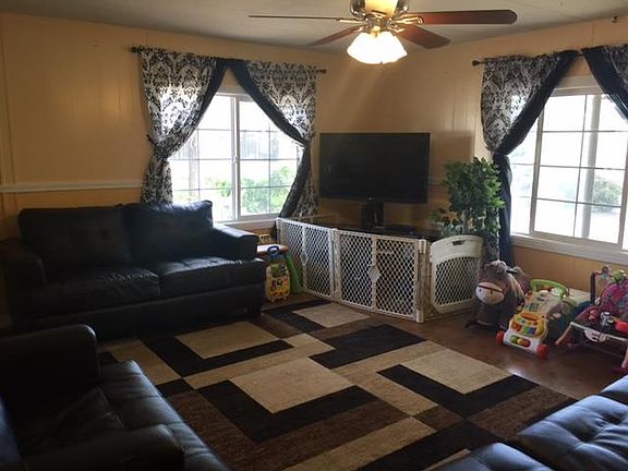 4th image of 303 Los Encinos Ave #303