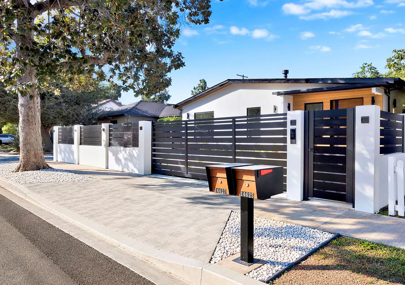 Modern Luxury Retreat with Designer Interiors, Resort-Style Backyard & Private ADU — Photo 2