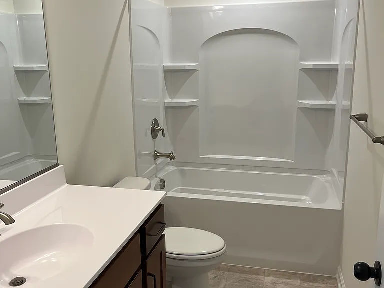 913 Scott Rd — Photo 13