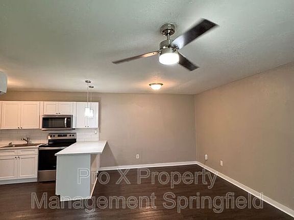 2nd image of 1617 N Jefferson Ave Unit 3