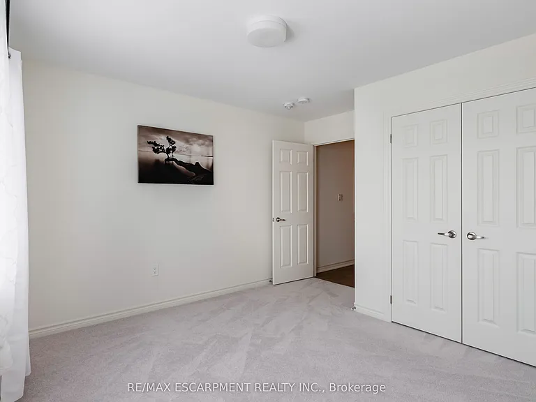 48 Sparrow Way — Photo 23
