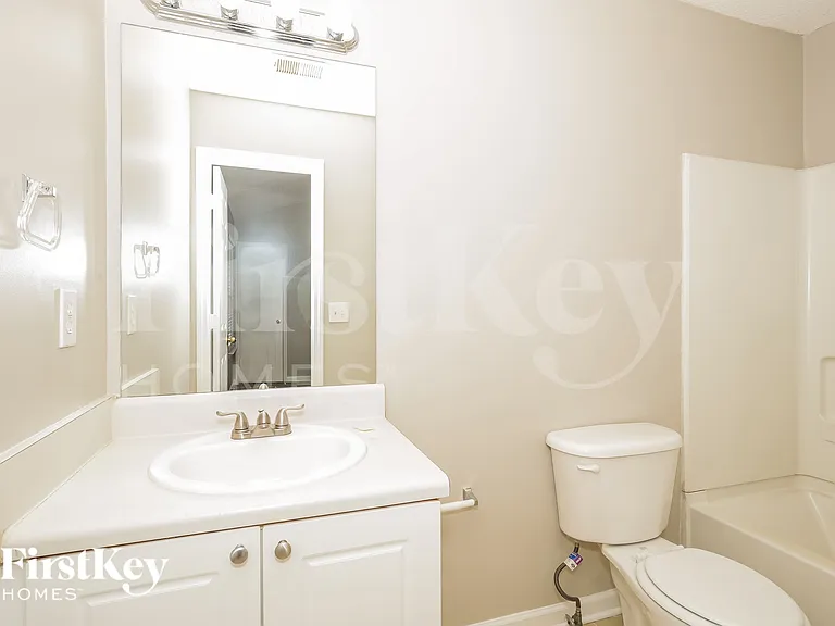 137 Watercress Ct — Photo 11