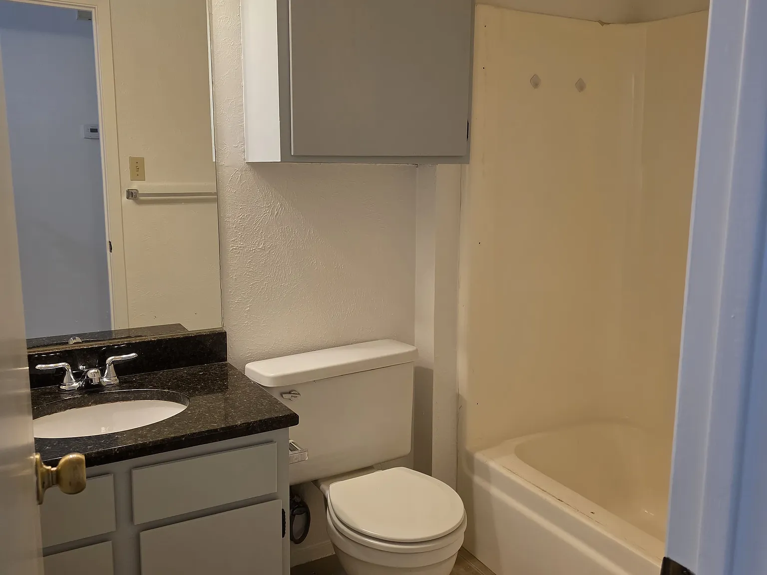 3 bed, 1173 sqft, $1,850 — Photo 4