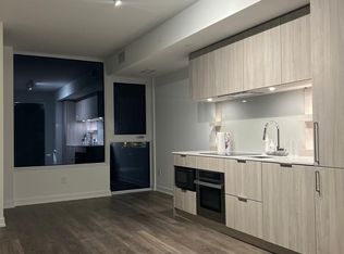 28 Ann St #315, Mississauga, ON L5G 0E1