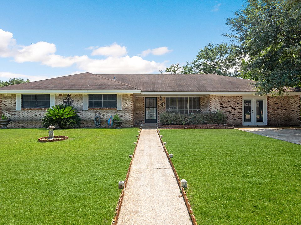 1st image of 108 Chastity Dr