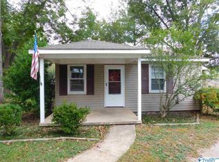 920 Crestline Rd NW, Huntsville, AL 35816