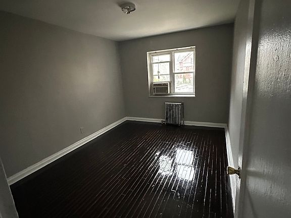 3rd image of 70 Crawford St #5C