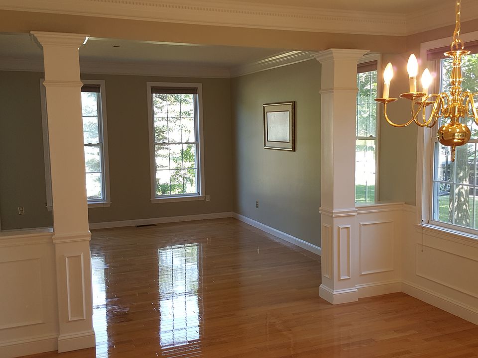 1st image of 140 Palomino Dr