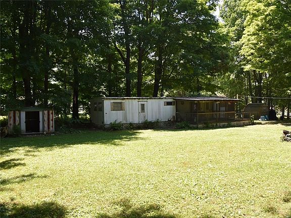 2nd image of 3551 Edgewood Dr