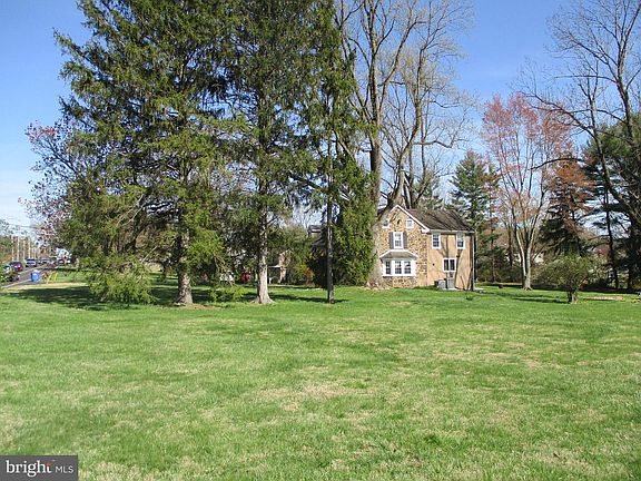 3rd image of 131 Richboro Rd