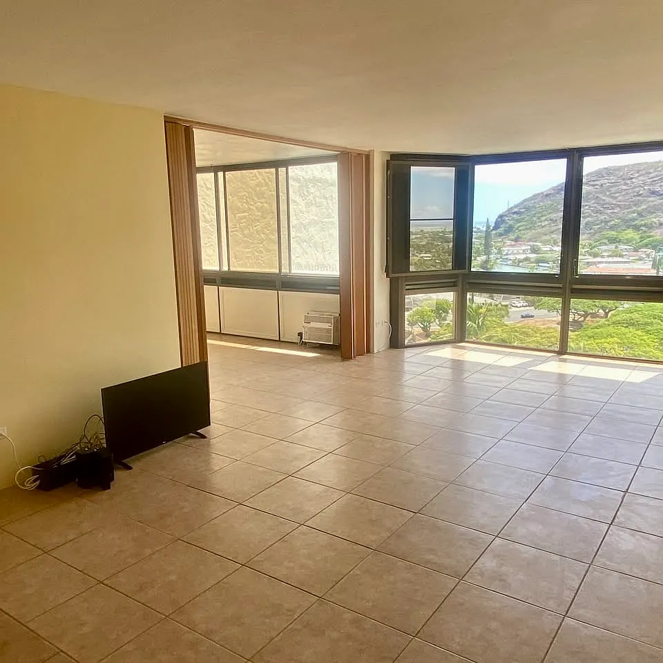 2 bed, 1211 sqft, $3,400 — Photo 2