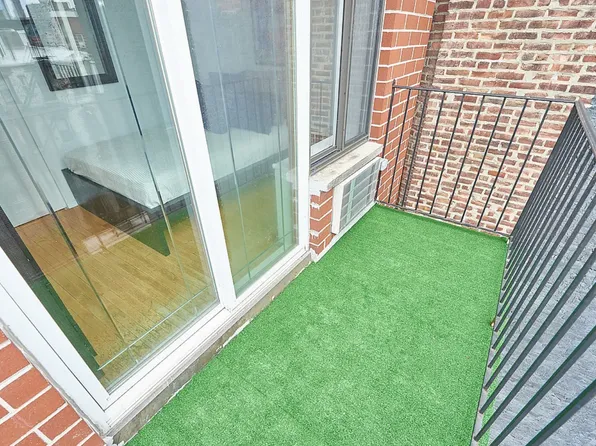 212 East 10th Street image 7 of 15