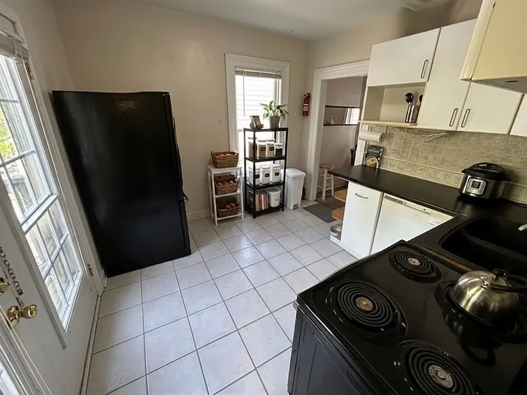 119 N Hamilton St #5 — Photo 10