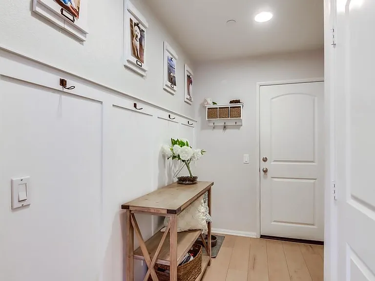 1423 Shearwater St #2 — Photo 8
