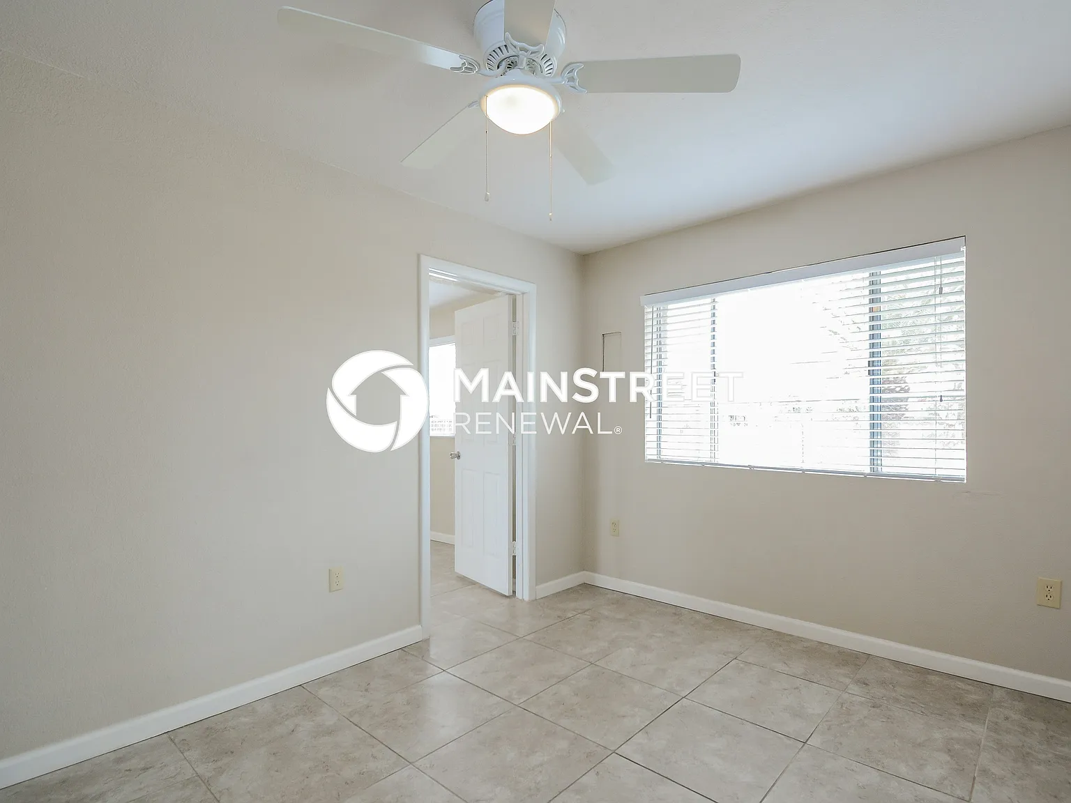 4209 S Liberty Ave — Photo 2