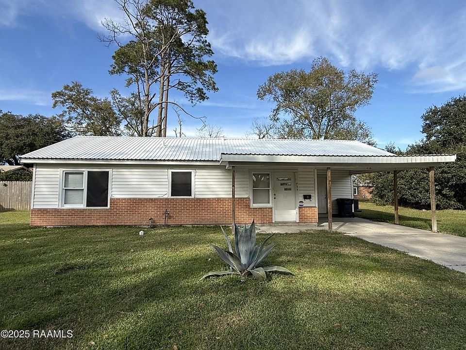 1st image of 733 Gertrude Dr