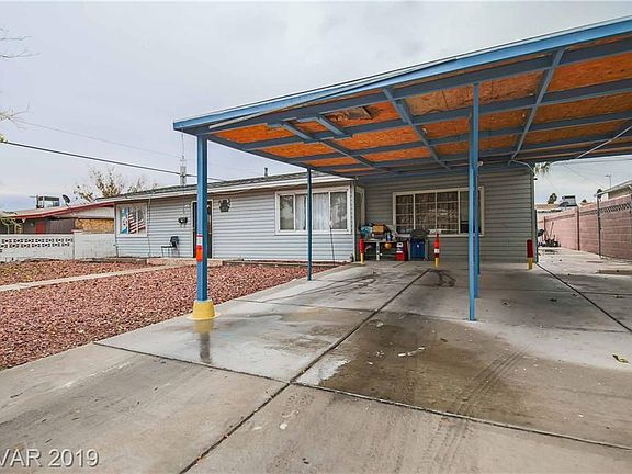 5th image of 2212 E Ogden Ave