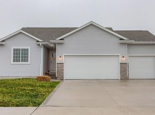 711 Sunset Dr SE, Altoona, IA 50009