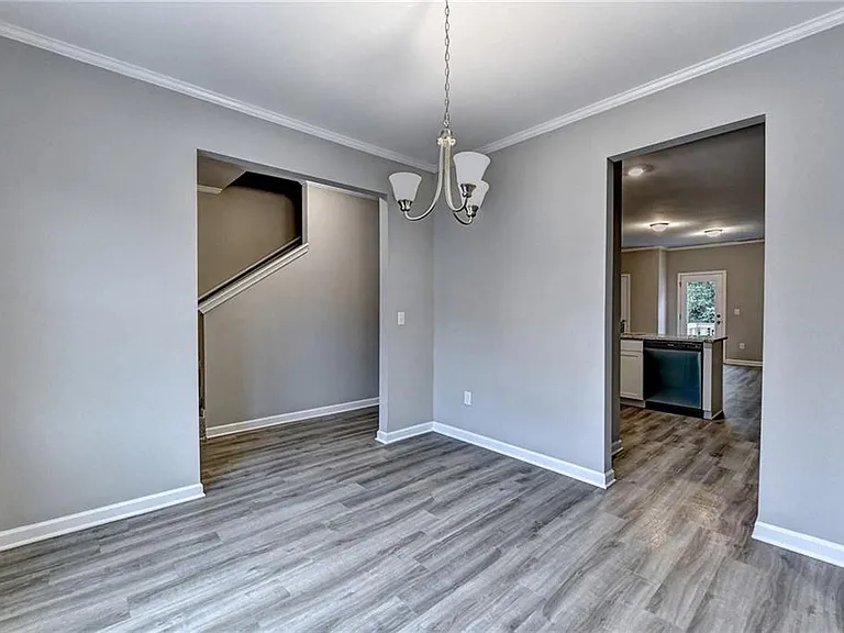 2776 Laurel Ridge Cir — Photo 10